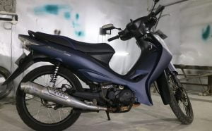 cat motor biru doff matte