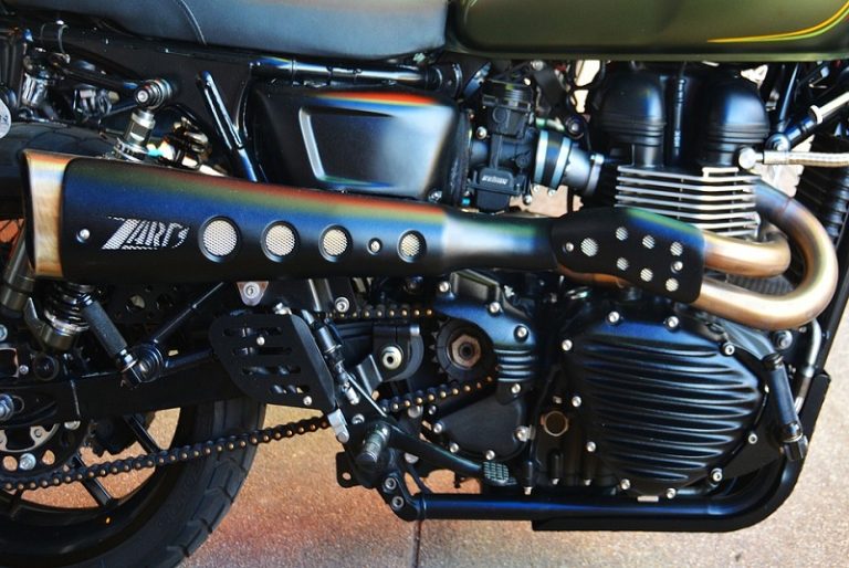 7 Perawatan Mesin Motor Agar Lebih Awet