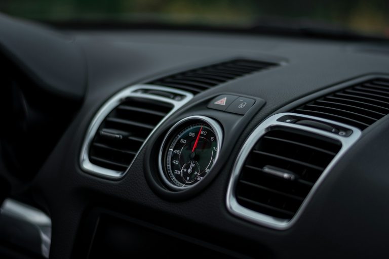 how to recharge automotive air conditioning