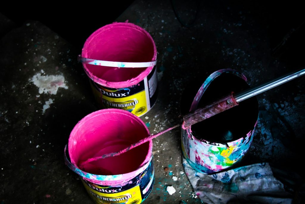 Water-Based Paint vs Solvent-Based Paint