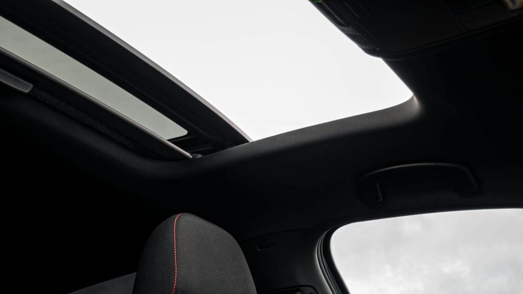 Harga Perbaikan Tirai Sunroof HRV prestige