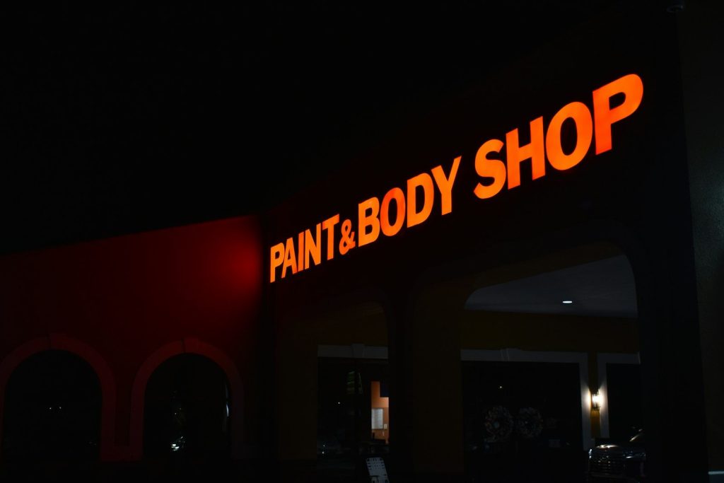 Dealership vs Body Shop Repair Cost